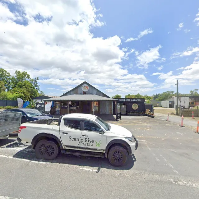 382 Tamborine Oxenford Rd