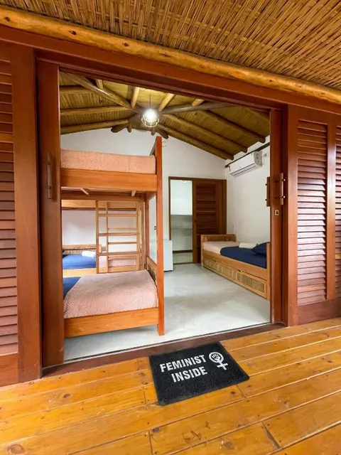 Vulva Caraíva Pousada & Hostel Feminino