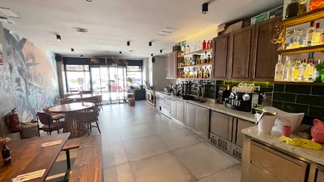 ALEXS Slow Smoked BBQ