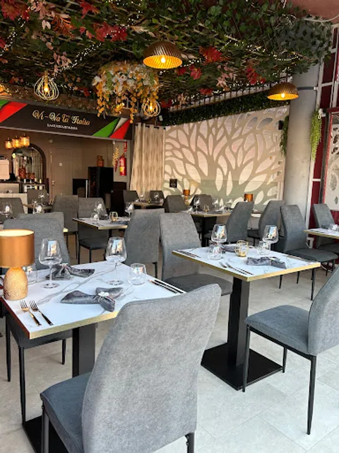 Viva La Italia pizzeria/restaurant Yumbo