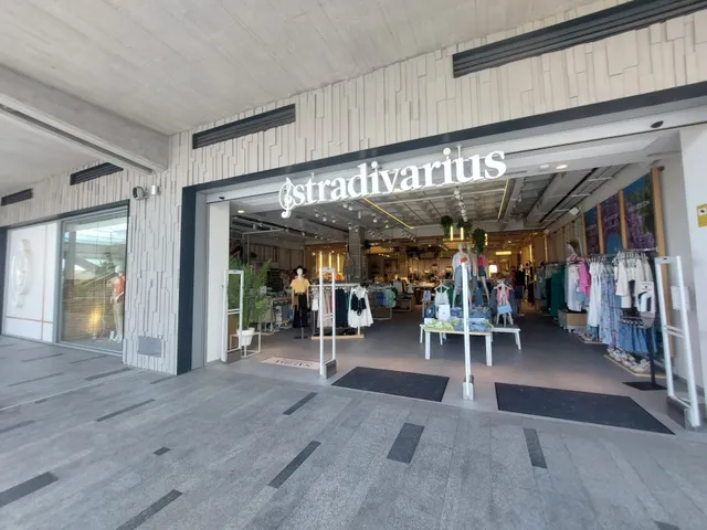 Rosa Center Shopping Mall