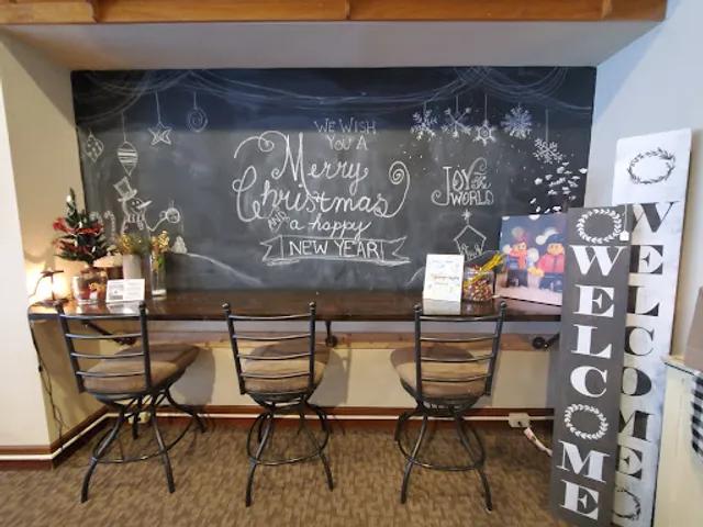 Tan A Latte and Gifts