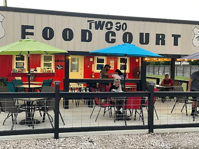 Two 90 Food Court