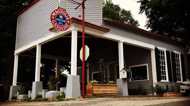 Magnolia Filling Station
