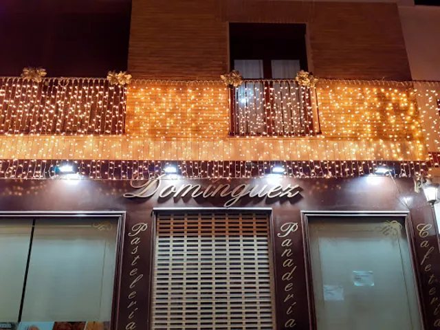 Panadería Pastelería DOMINGUEZ