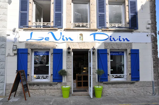 Un Vin, des Vins-Epicerie-whisky-rhum-champagne de producteur