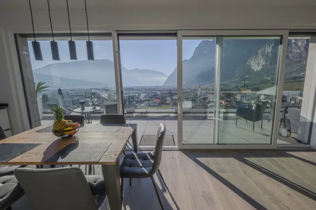 Attico Sky Lake Holiday Luxury Apartment - CIN: IT022153C2N3KYON74