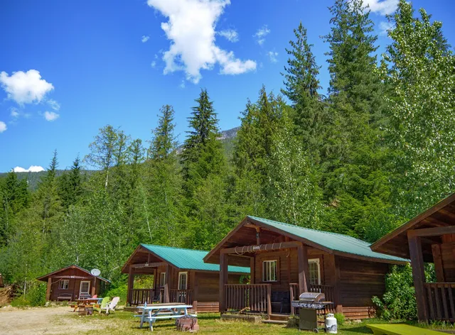 Noah's Ark Campground - Cabins and RV sites