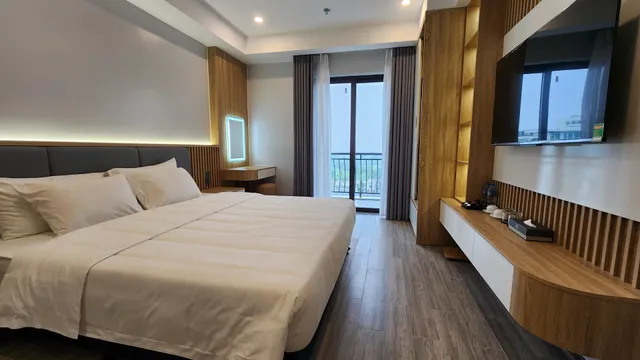 Lucky Phoenix Hotel & Apartment