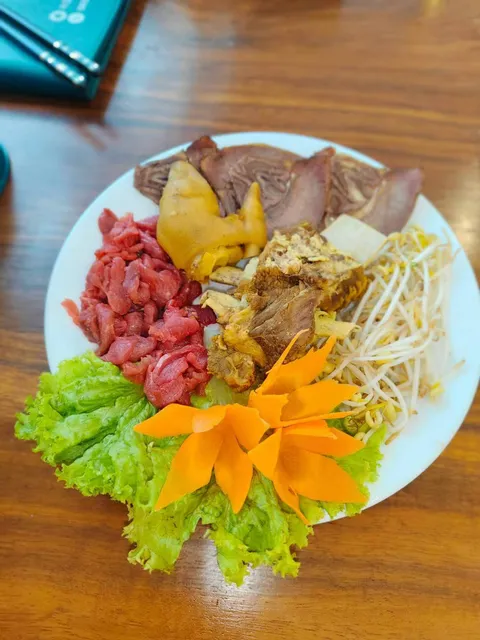 Hello Vietnam Restaurant