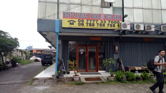 Airy Eco Syariah Pasar Kemis Raya Ruko Kutajaya Tangerang