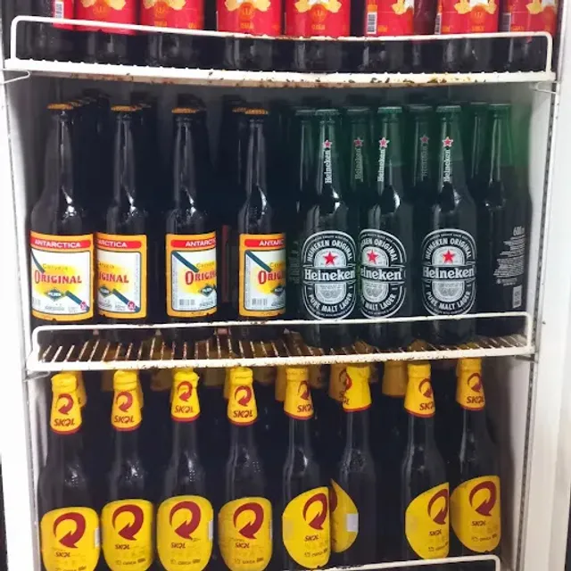 Ki-Frango - Chickens, Beers & Rock and Roll