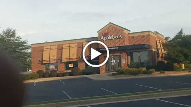 Applebee's Grill + Bar