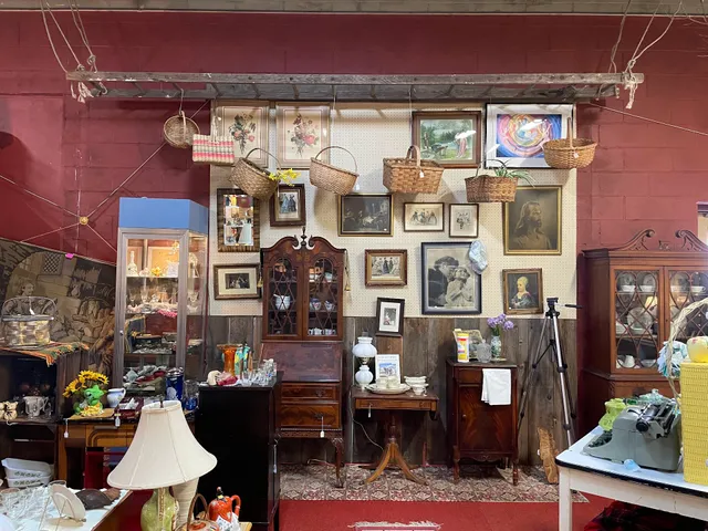 Jackson Antique Mall Inc