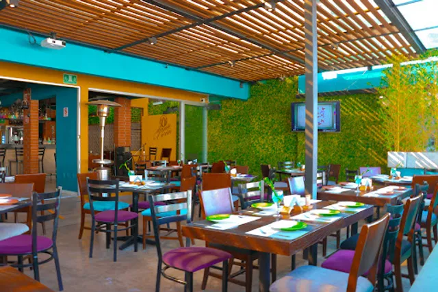 Hermoso Cariño Cantina