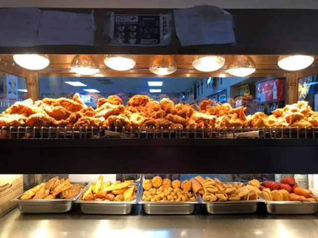 Bailey Crispy Fried Chicken and Fish - West Monroe