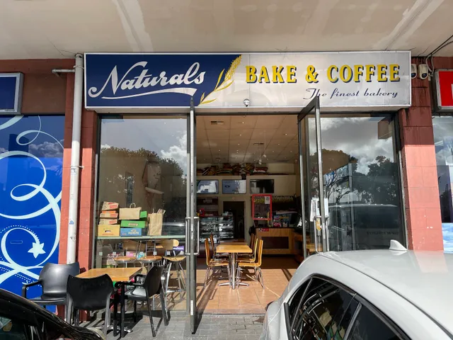 Naturals Bake and Coffee
