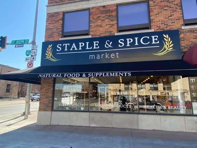 Staple & Spice Market