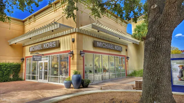 Michael Kors Outlet