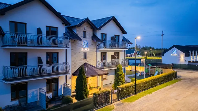 Domki i Pokoje BARKA Karwia