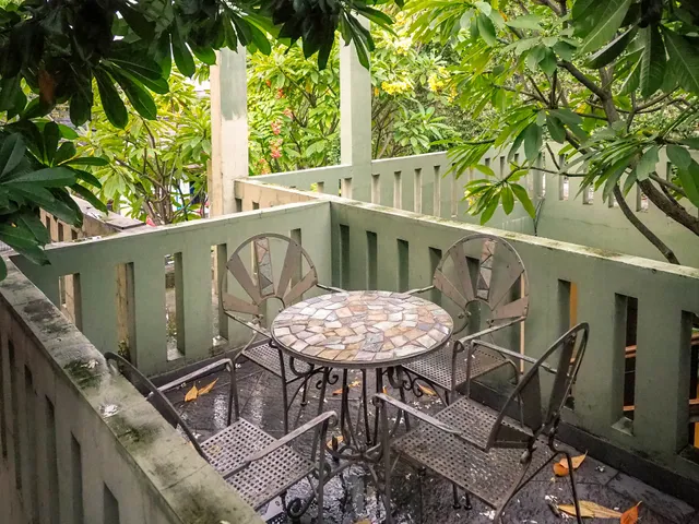 Rhiz Guest House Tebet