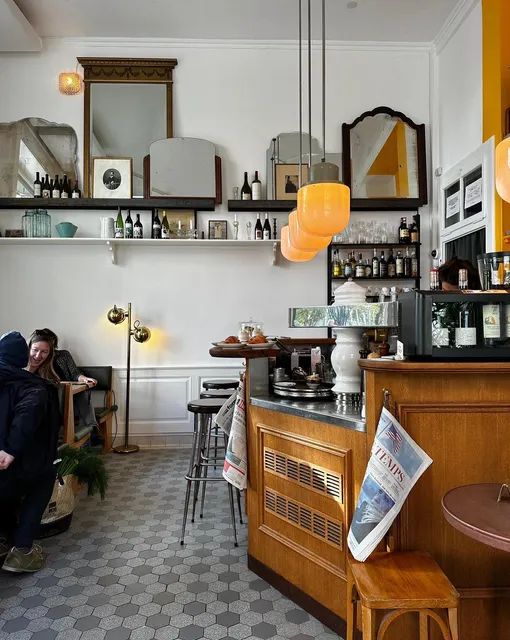 Céleste - Café, Bar, Cave