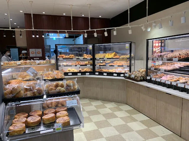 Paris Croissant Bakery