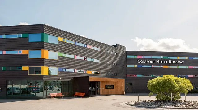 Comfort Hotel Runway