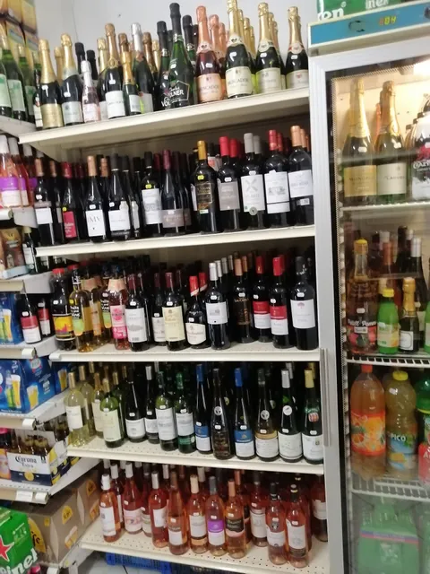 Au Petit Marché (SARL)