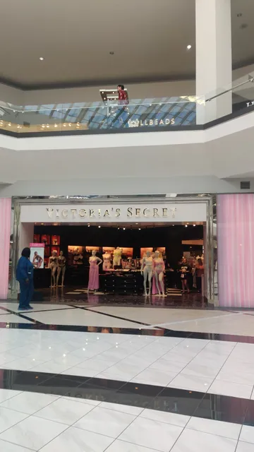 Victoria's Secret & PINK