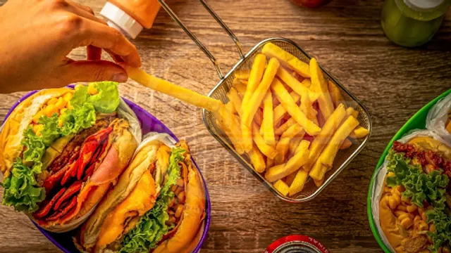 Cia do Sanduíche Floramar