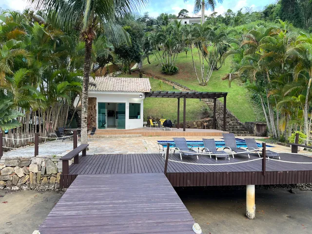 Refugio Angra - lha do Jorge /Casa para temporada.