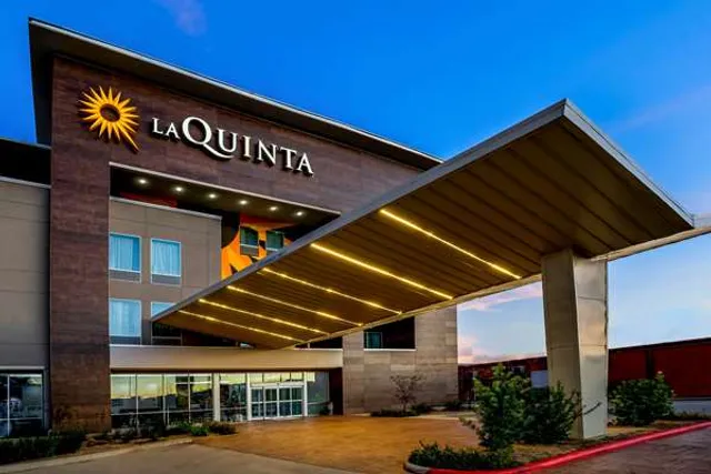 La Quinta Inn & Suites by Wyndham Houston Cypress