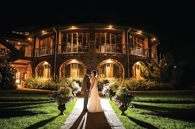 Grand Cascades Lodge