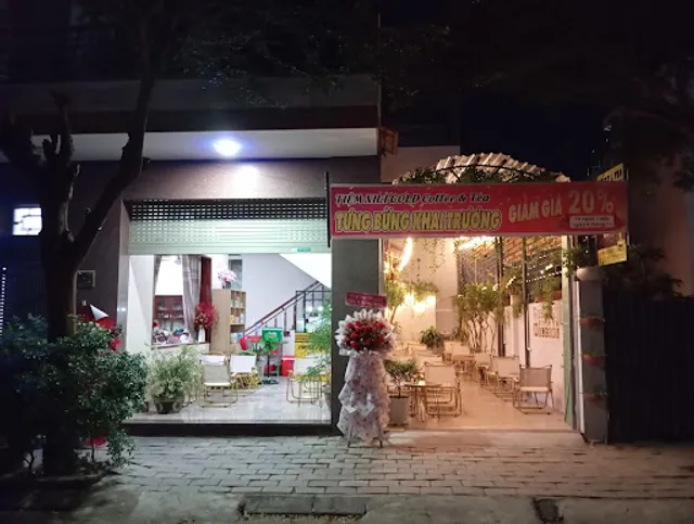 Tiệm Nhà Gold Coffee & Tea