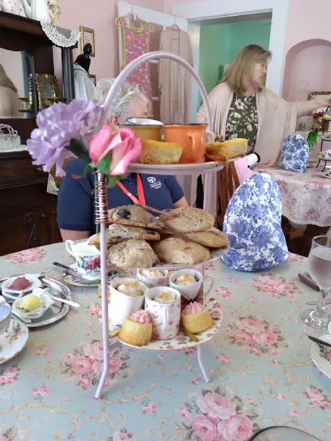 Renee's Tea & Treasures