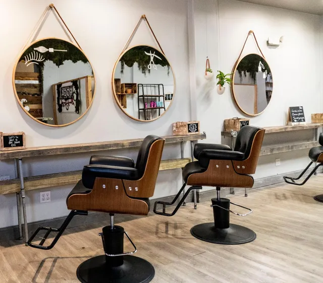 ROCA BEAUTY LOUNGE: DOMINICAN BEAUTY SALON