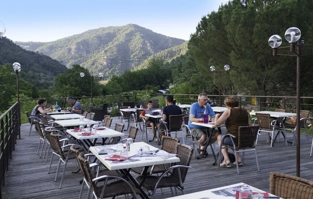 Flower Camping Mas de Champel | Camping 4 étoiles en Ardèche