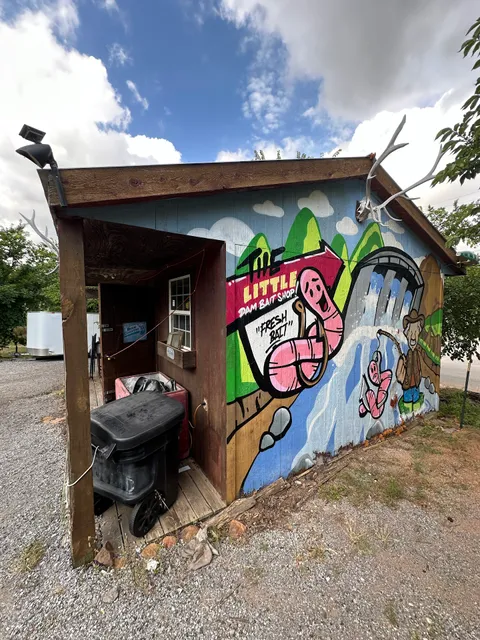 Little Dam Bait Shop