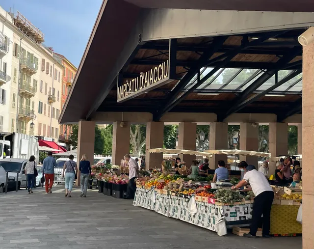 Marcatu d’Aiacciu - Marché d’Ajaccio