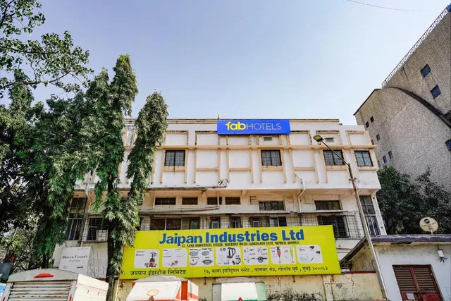 Capital O 68823 Baba's Residency