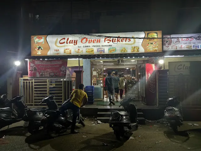 Clay Oven Bakers