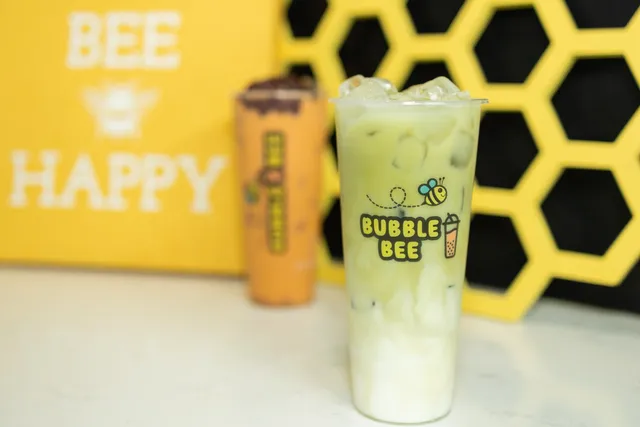 Bubble Bee @ Tanger Outlets Pittsburgh