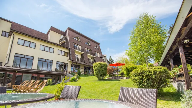 Pensiunea Andreea Baisoara ( Cazare, restaurant & spa)