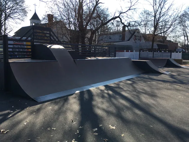 Onna W. Moniz-John Park