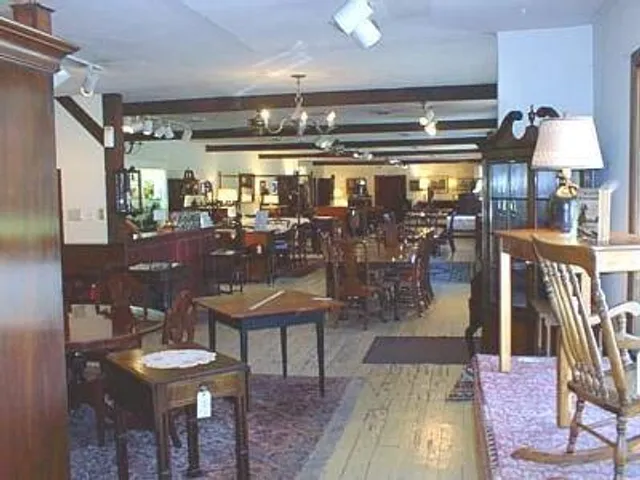 McLimans Furniture Warehouse