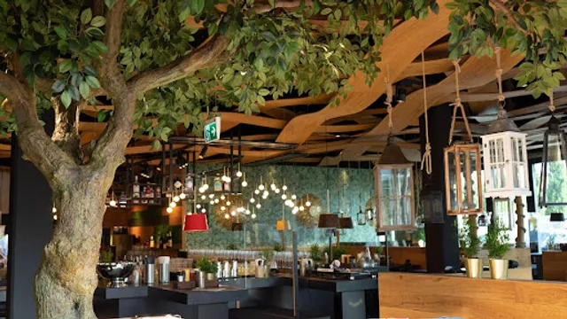 PETER PANE Burgergrill & Bar