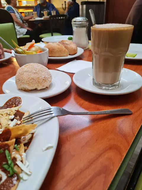 Los Bisquets Obregon