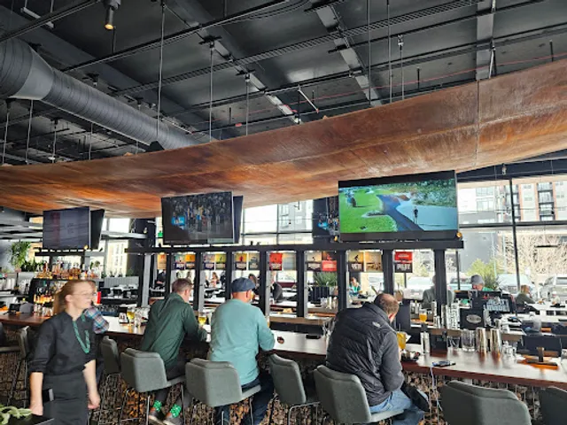 Great Divide Brewery & Roadhouse