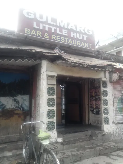 Gulmarg Little Hut Bar & Restaurant